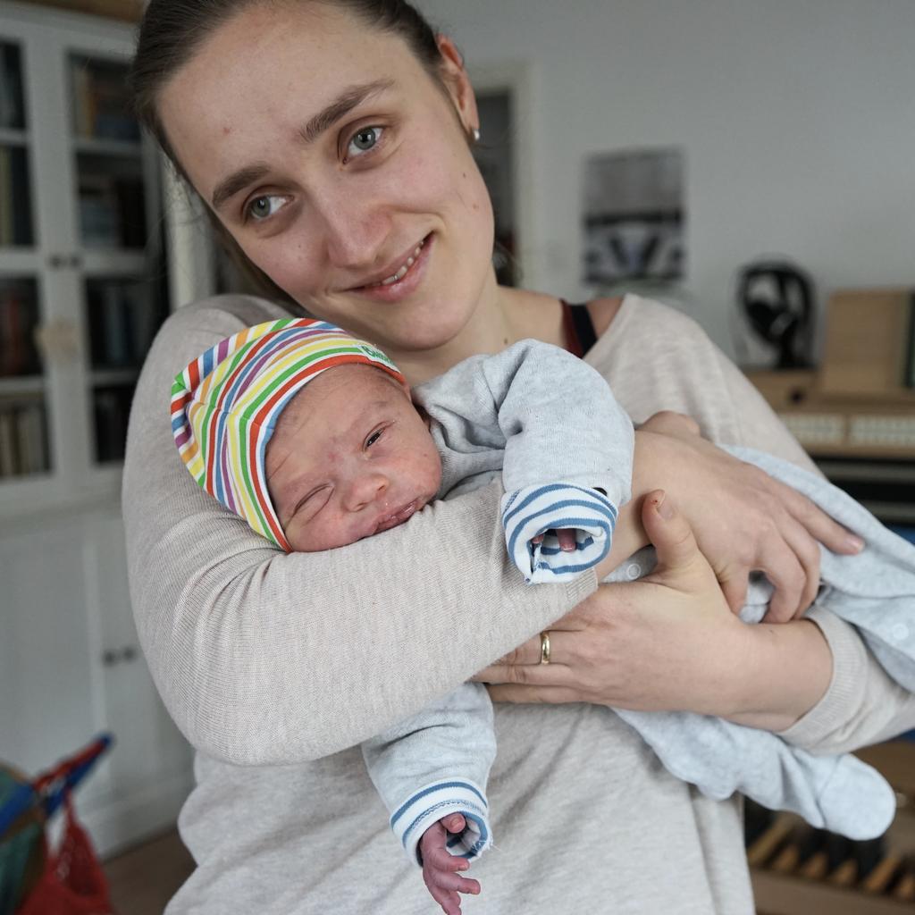 Karoline mit Baby